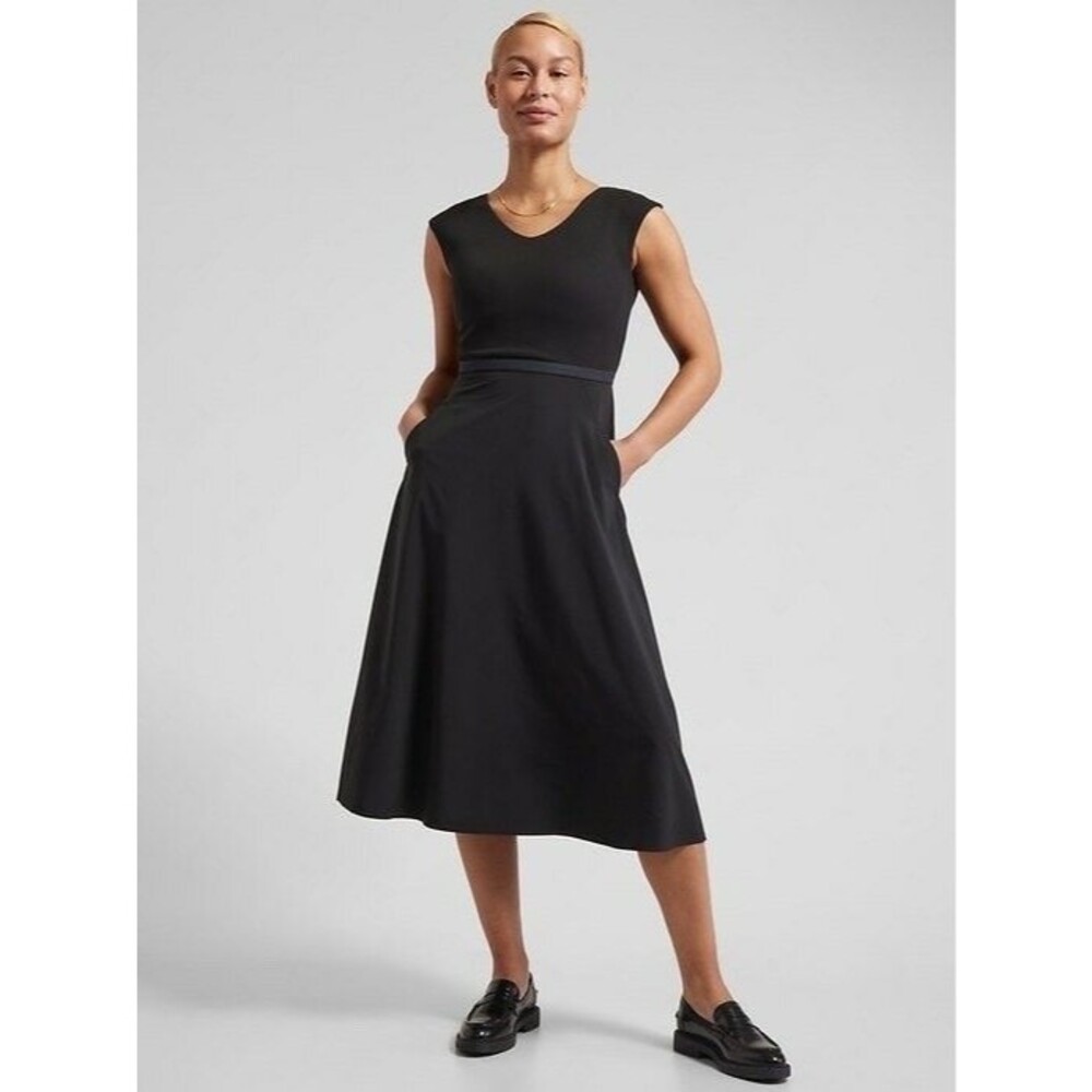 ATHLETA Black Ryder Fit & Flare Midi Dress Lightweight Pockets Cutout Back XXS